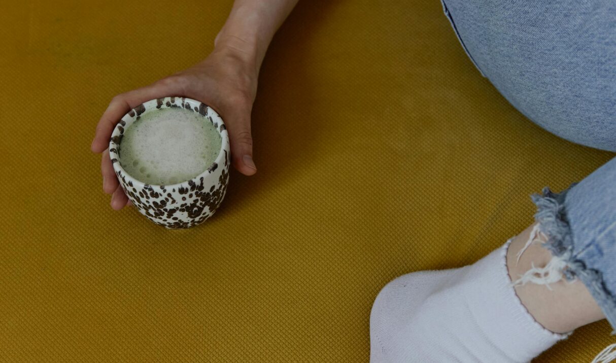 Does Your Matcha Smell Like Grass? It shouldn’t.